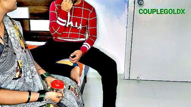 Sexy Komal - indian aunty comes to asian family for water from her neighbors garden Sexy Komal