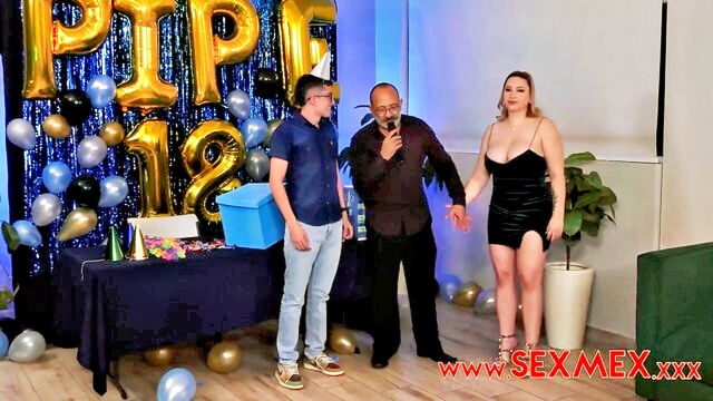 latina, threesome, teen - fiesta de cumpleaños threesome