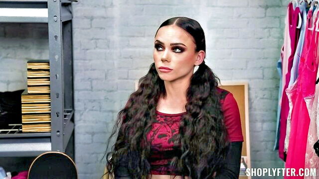 Lucia Rossi, Lucia - lucia rossi blowjob