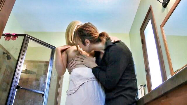 Lia Lor, Chad Alva - step sister bathroom fantasy Family Fantasy