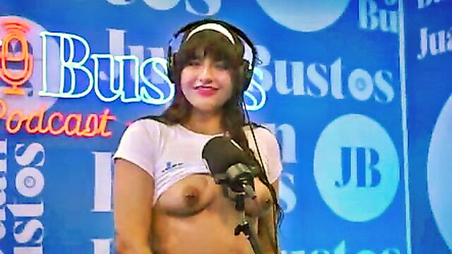 Juan Bustos, Karoll Daniels - karoll cuello vibrator Juanbustos