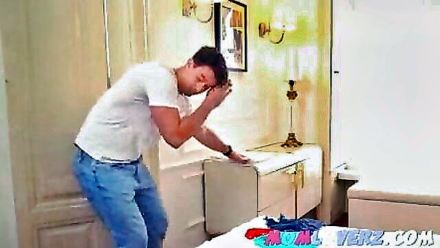 Josephine Jackson, Jimmy Bud - stepmom sex video Jameson1993
