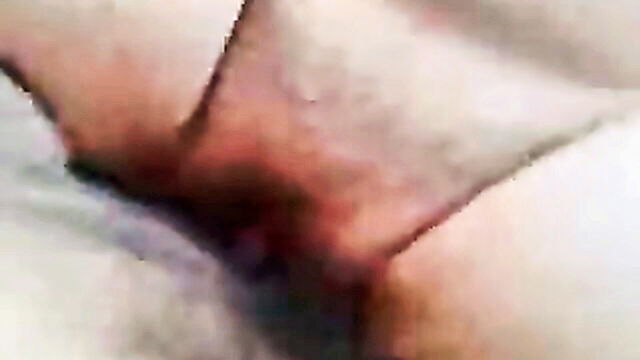 brunettes, turkish, car - turkish slut fucked hard