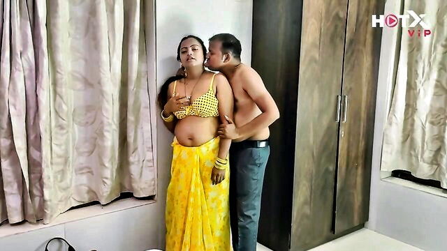 cumshot, blowjob, hardcore - indian wife removed saree