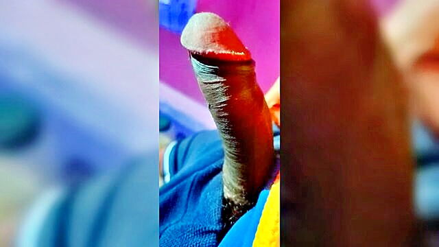Riya - indian boys flaunt their big cocks in gay video Rakesh Kumar