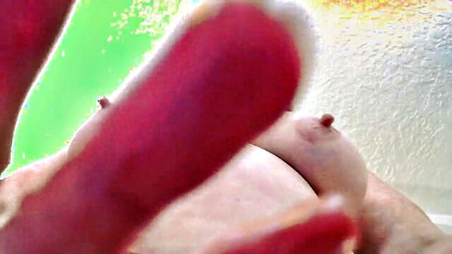 mature redhead dawnskye1962 surprises sean with a steamy video begging him to breed her : Dawnskye1962