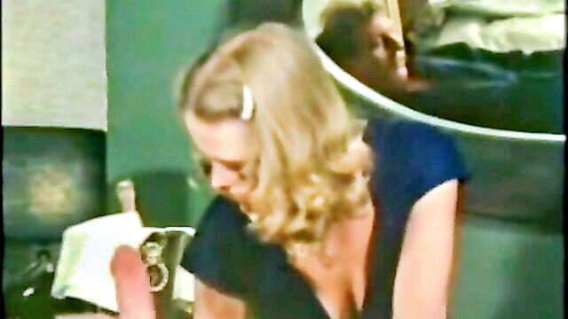 horny maid in retro porn : Color Climax