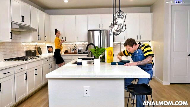 Erin Everheart - analmom erin everheart