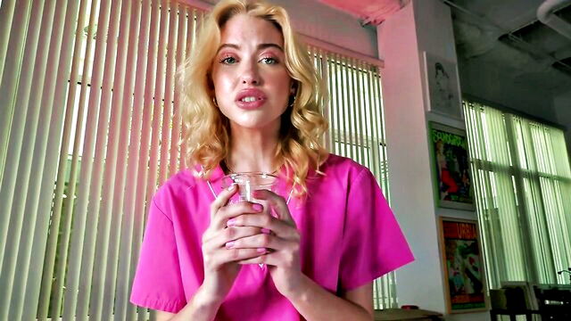 Chloe Cherry - surprise in your ass