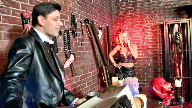Tyler Faith, Paul Chaplin, Foxy - masked girl threesome Insane MIND X