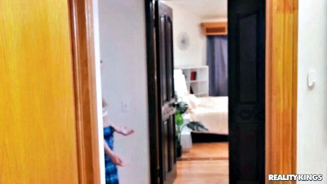 reality kings lesbian