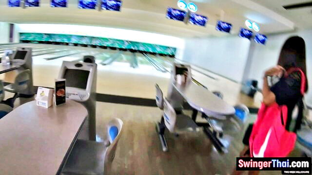 lily koh - amateur thai milf blowjob