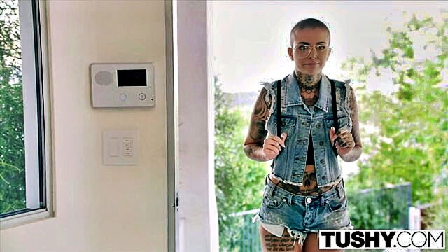 leigh ravens first anal experience with a massive cumshot : Tushy