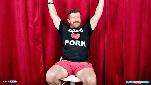 nia bleu - nia bleu beach scene