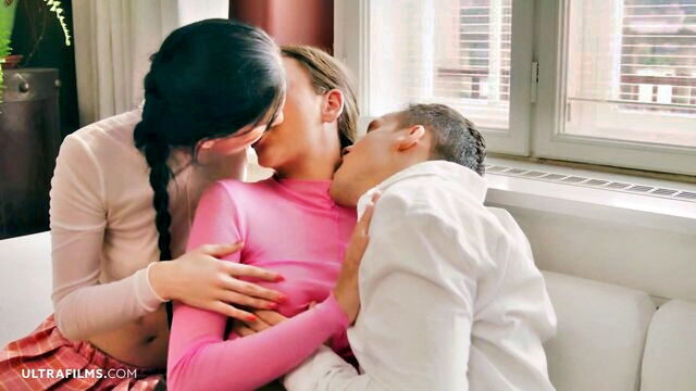 britney dutch, vixi rafi - britney dutch porn