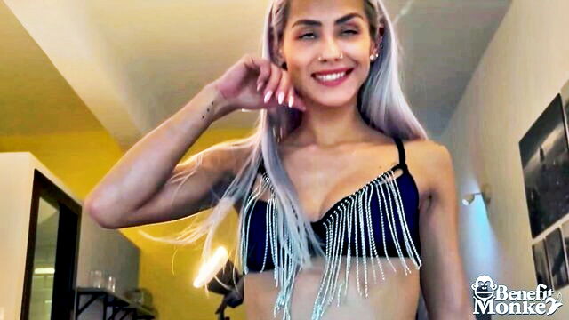 busty, gonzo, funny - veronica pov blowjob