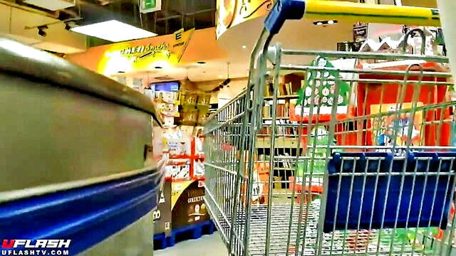 brief glimpse of store encounter : erwin_denesik