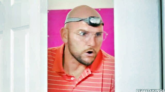 paisley paige, val steele - hot lesbian action