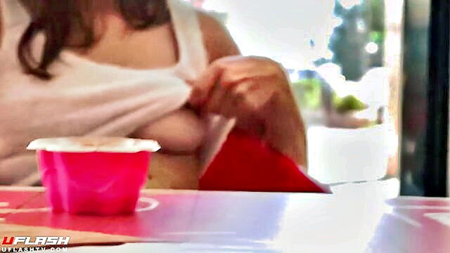 lively shop encounter with miss_livis solo pleasure : wlangworth