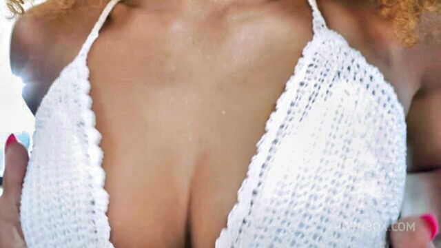 rebeca villar - cummander and chief 5