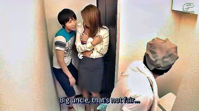 Rena Fukiishi - busty mature woman rena fukiishi joins group sex and enjoys creampie Hot Creampie