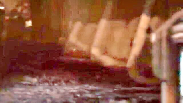 alien penetrates samus in steamy video : Iffyh1983