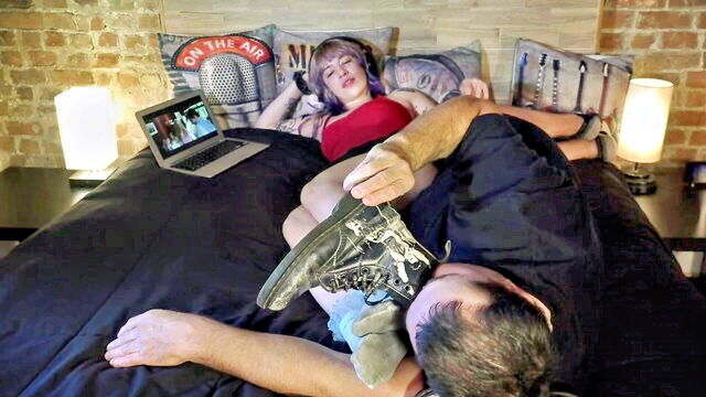 goddess worship, femdom, foot fetish - femdom socks video