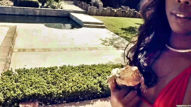 sarah banks creampie