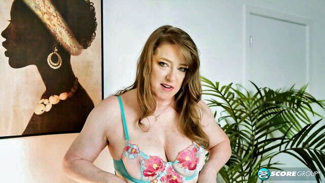 mature group sex : MILF Bundle