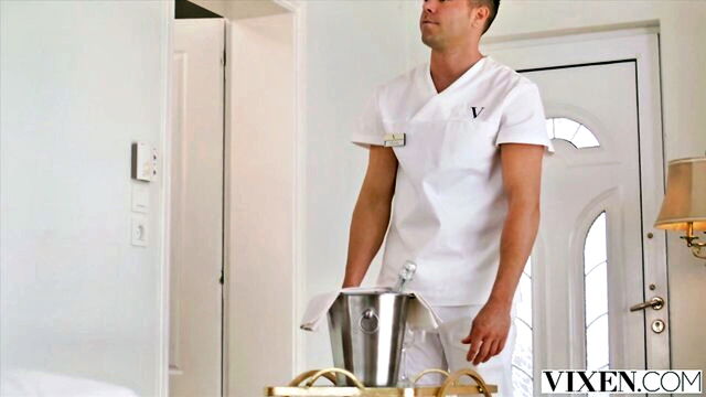 Alberto Blanco, Angelina Robihood - hotel vixen blowjob Vixen