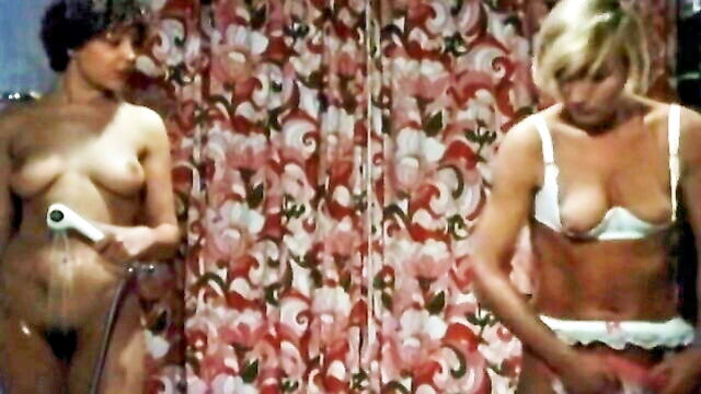 blonde milf reverse cowgirl