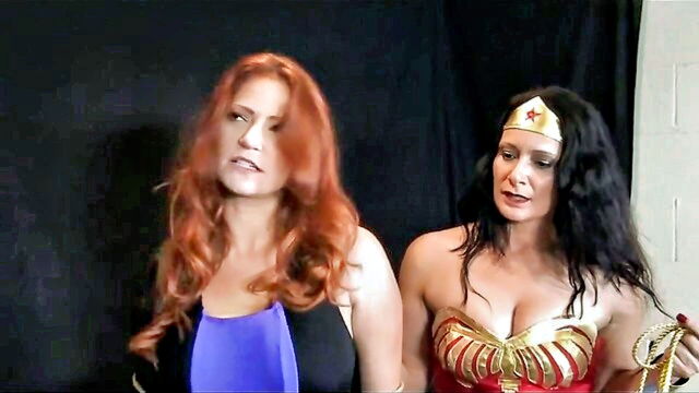 heroine, superheroine, peril - superheroine pussy