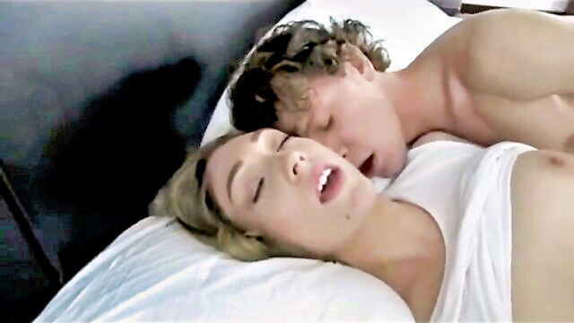 Lily Labeau, Rion King - stepsister shares bed