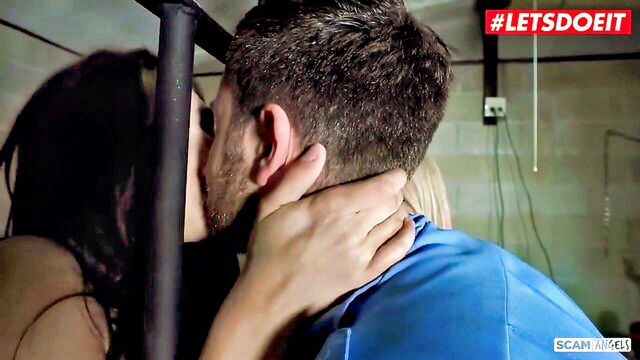 zoey monroe - abella danger jail