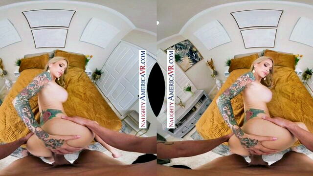 Sarah Jessie, Sarah Big Butt, Sarah Blonde - sarah jessie big cock Naughty America