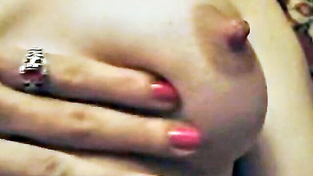 russian amateurs with unshaven skin indulge in gang bang : morpheus47