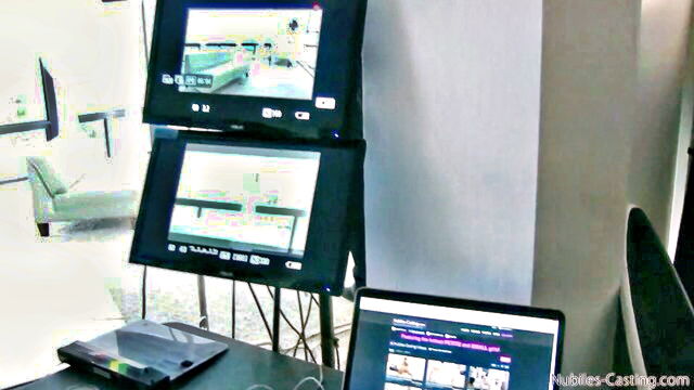 aidra fox, skylar green - aidra fox threesome