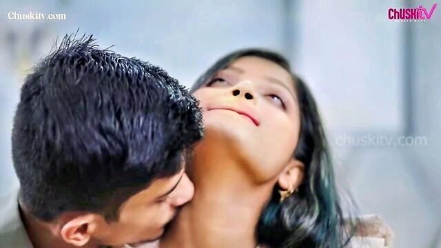 handjob, teen, blowjob - adhuri pyaas chuskitv