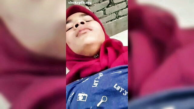 homemade, hardcore, hq porn - asian jilbab outdoor
