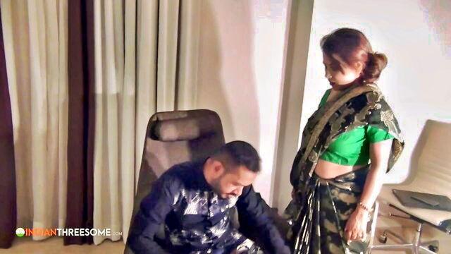 indian wife swapping porn : Indian Threesome
