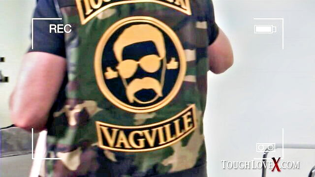 Vicki Chase, Charles Dera - tough love x blowjob Tough Love X