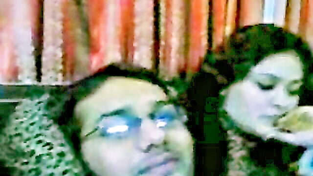 paki lady loves sex : Fuck My Indian GF