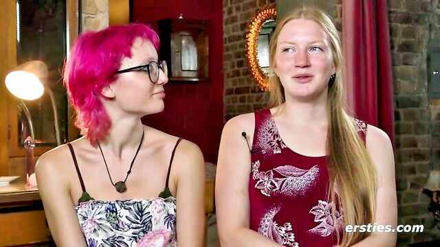 skatergirl zoe toy play