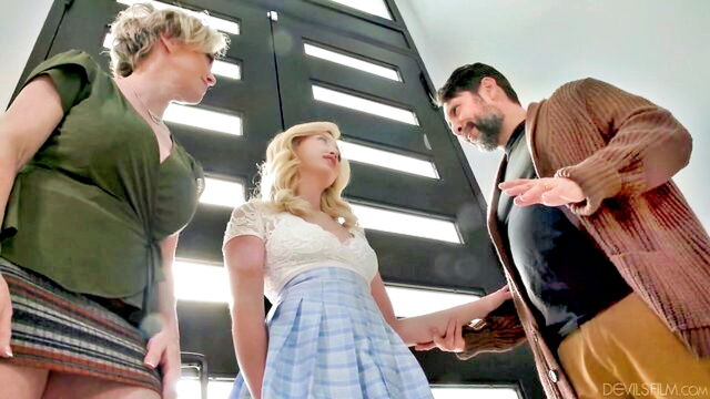 dee williams, lexi lore - lexi lore threesome