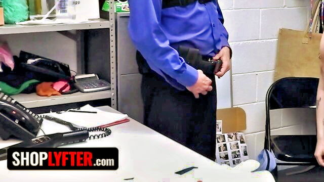 anna starr - anna starr pussy shoplifting