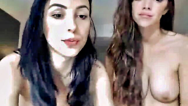 brunettes, teens +18, webcams - love camgirls