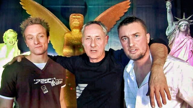 busty babes group sex