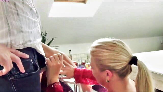facial, fucking, cumshot - tina and rosella threesome