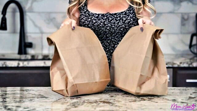 gigi dior - gigi dior creampie mom