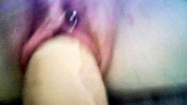 close-ups, dildo, pussy - nasty mature whore sex toy